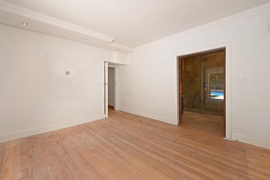 To Let 3 Bedroom Property for Rent in Bergvliet Western Cape